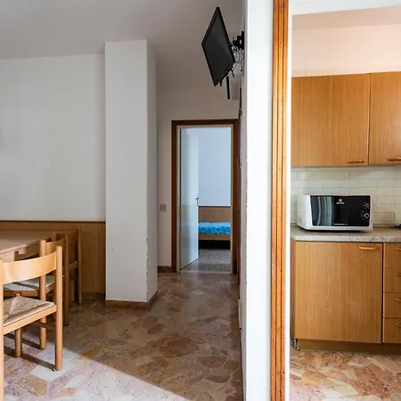 Apartment Aurora A *