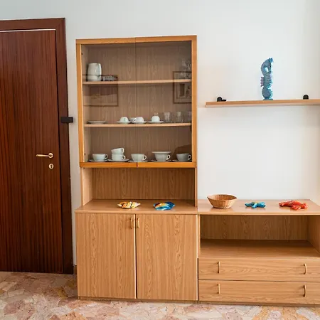 Aurora A Apartment *